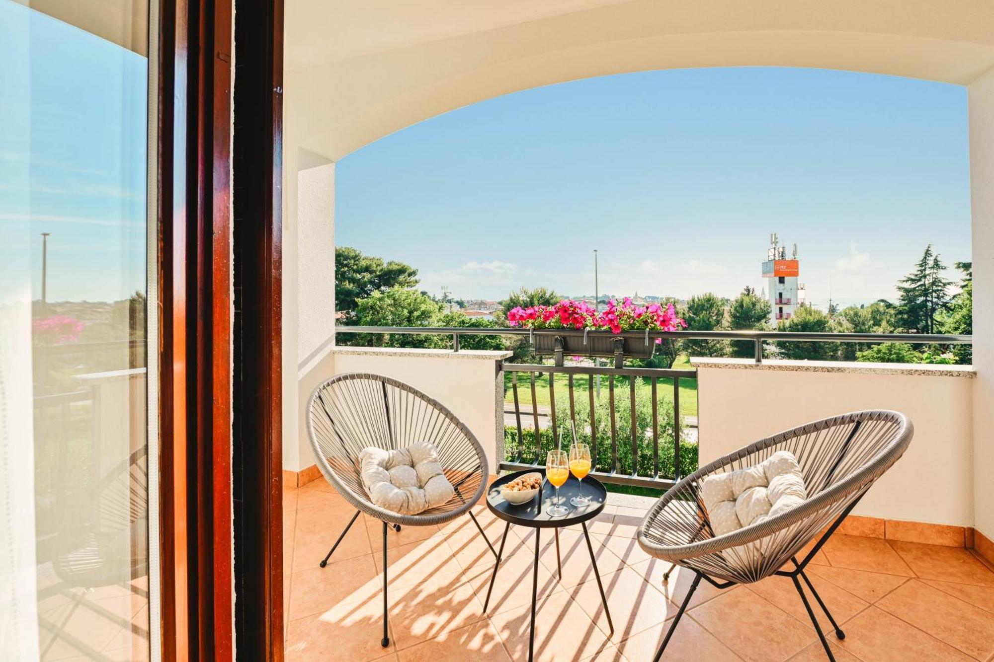 Villa Luna Пореч Экстерьер фото